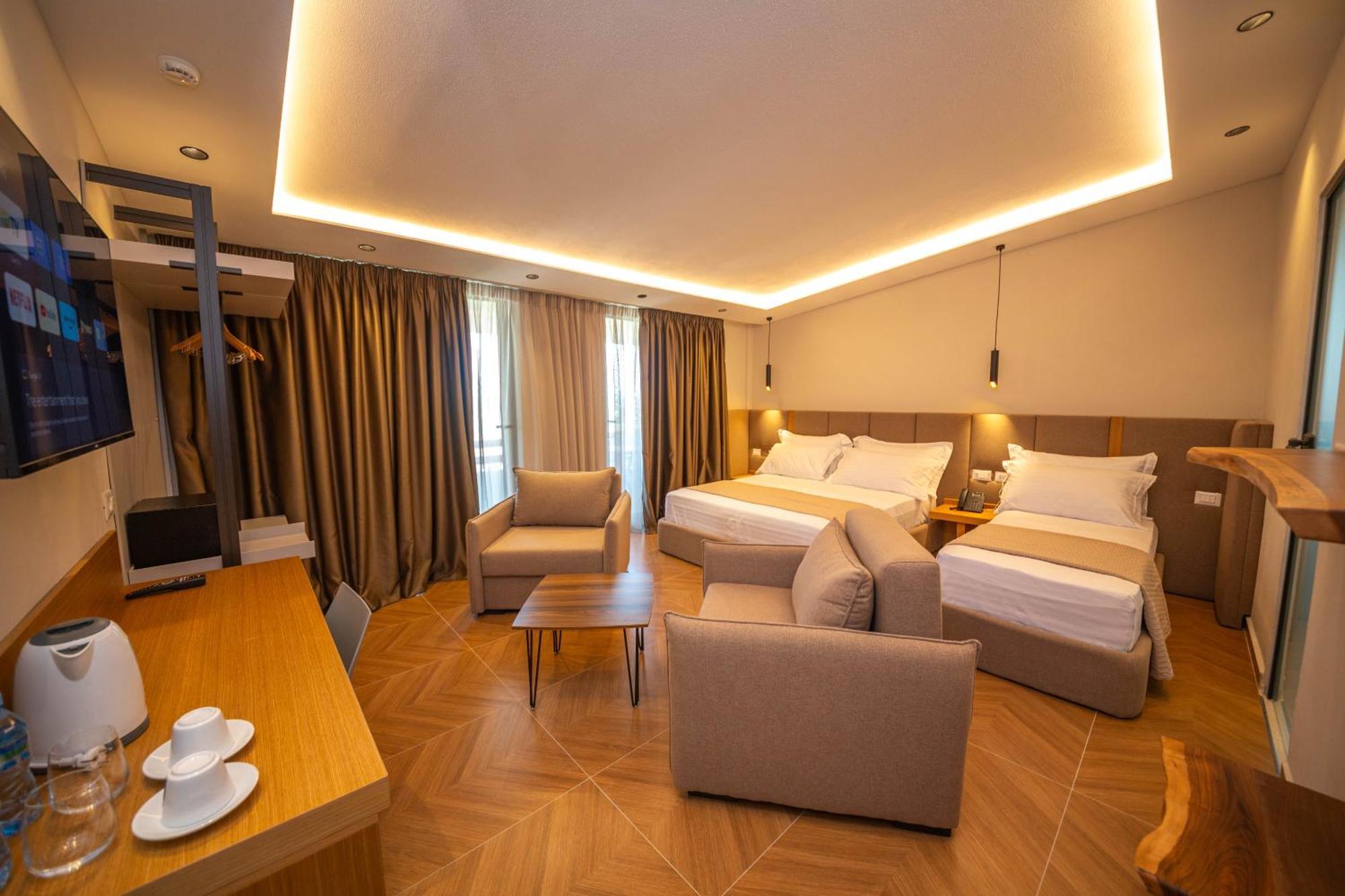 Emara Boutique Hotel カヴァヤ エクステリア 写真